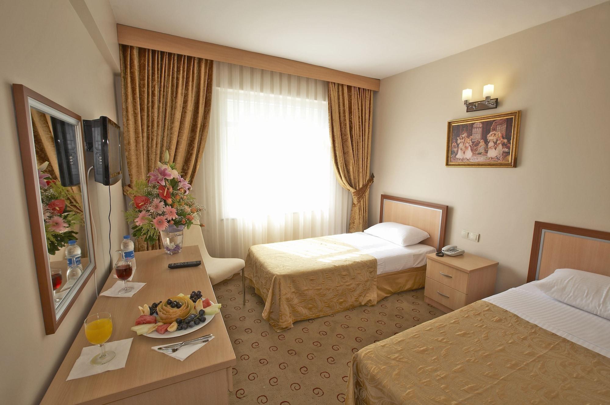 マルチネス ホテル イスタンブール エクステリア 写真